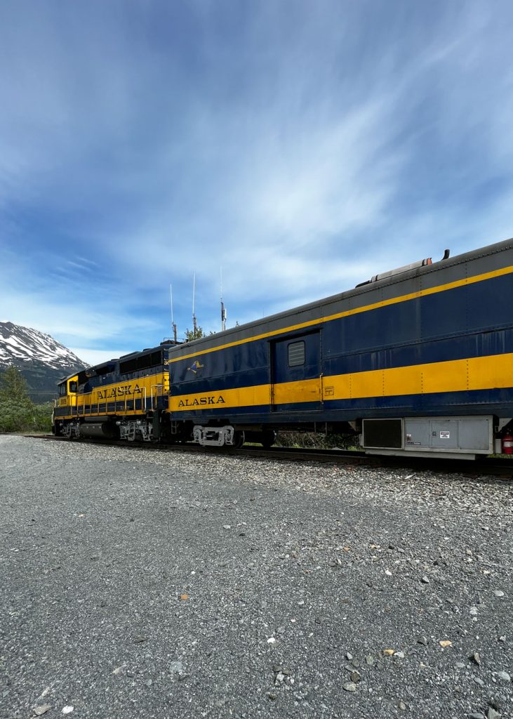 alaska railroad glacier discovery train